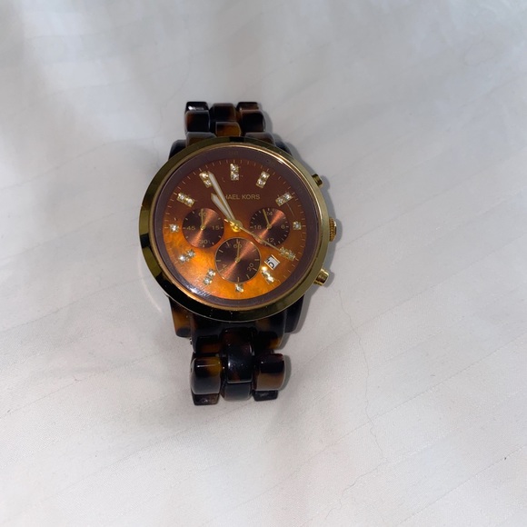 Michael Kors turtleshell watch - Picture 3 of 11